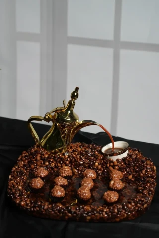 صينية تقديم حلى فخمة (ذهيية)