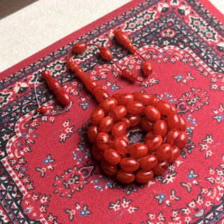 سبحة بكالايت لون احمر خمري ( نواعم )