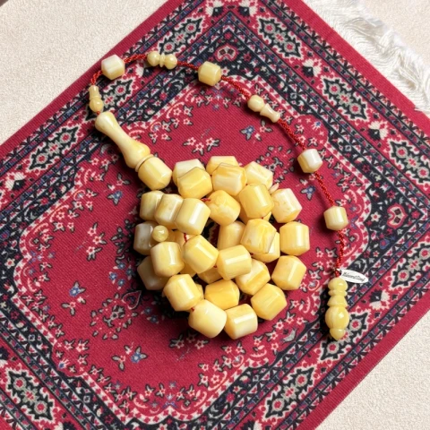 سبحة تراب كهرمان